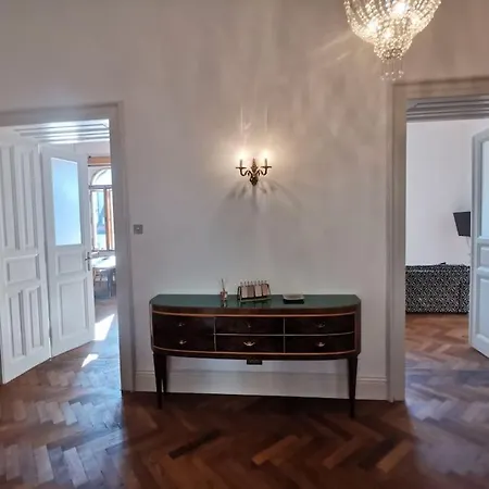 Philip Mansion * Ljubljana