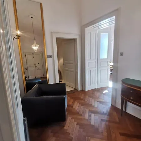 Philip Mansion Apartment Ljubljana